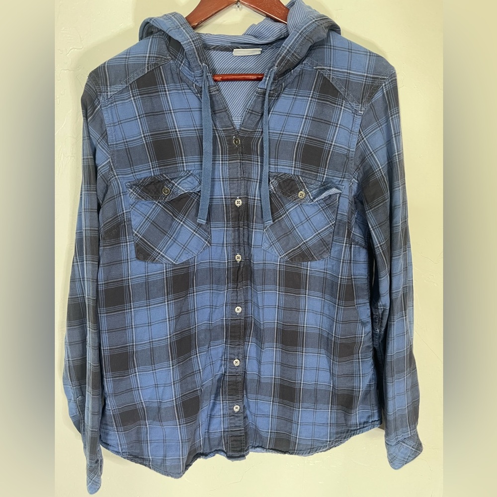 Columbia Blue Plaid Button Up Shirt Hooded Women’s Large